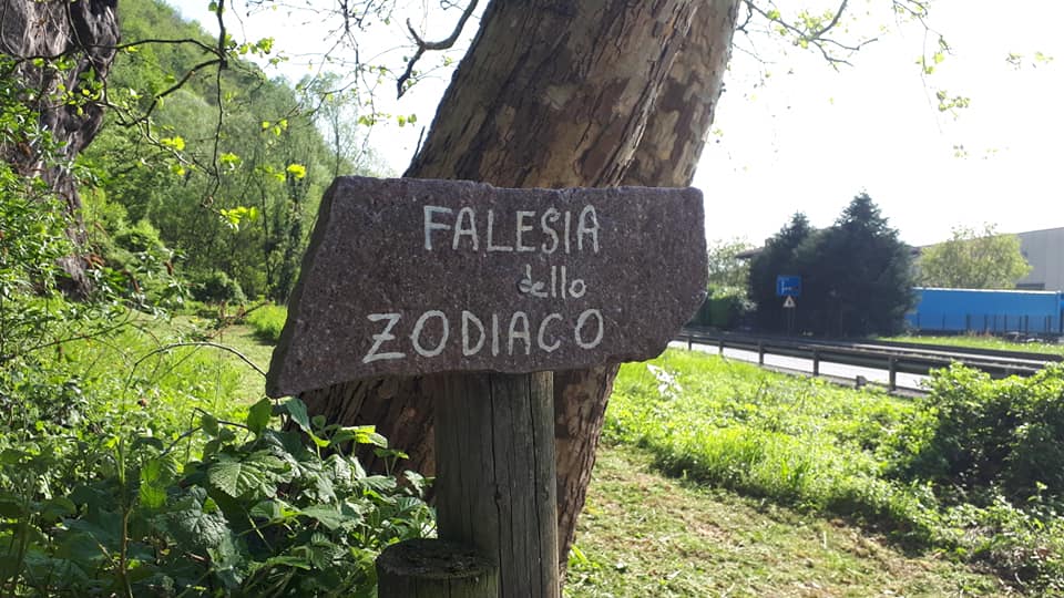 Foto della Pagina FB Falesia dello zodiaco greco